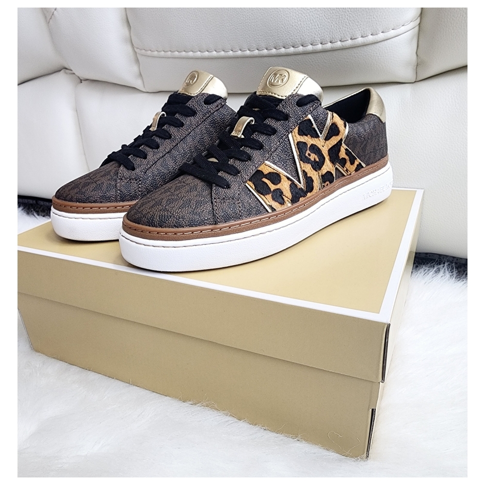 MICHAEL Michael Kors Chapman Lace Up Shoes w/box